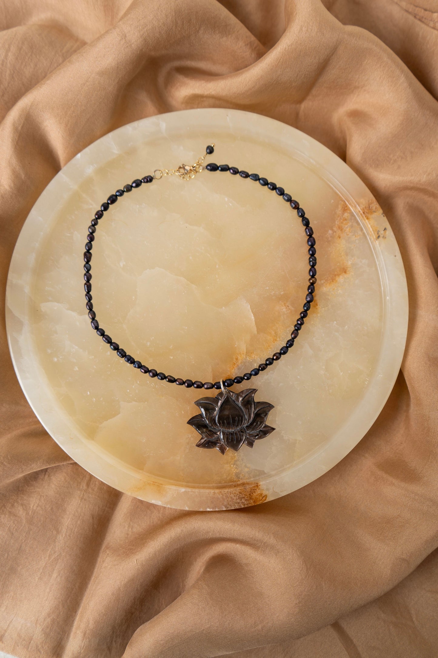 Noir Lotus Collar Necklace Black Mini Pendant Tiyara Soul Wear