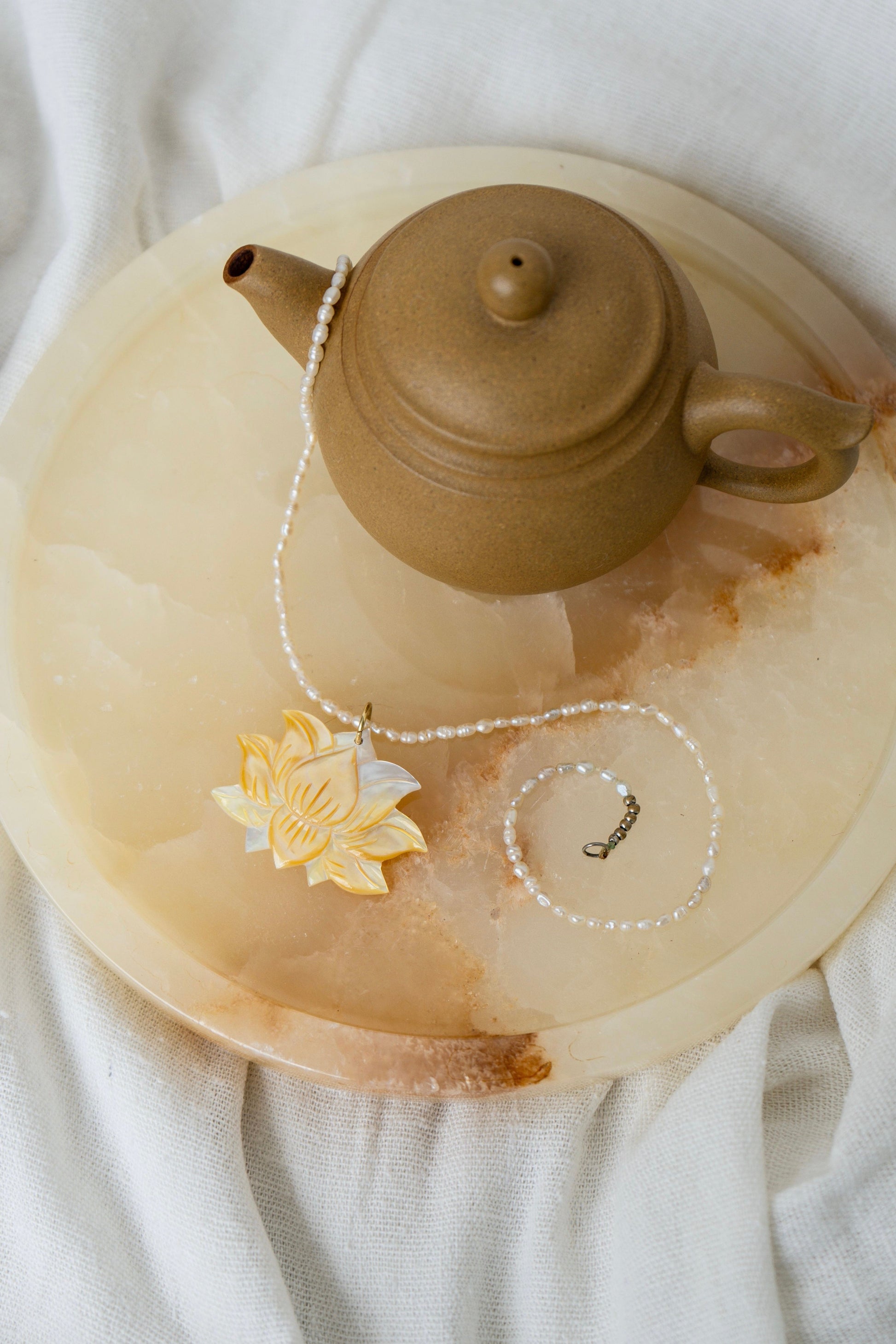 Solaris Lotus Collar Gold Mini Pendant Tiyara Soul Wear