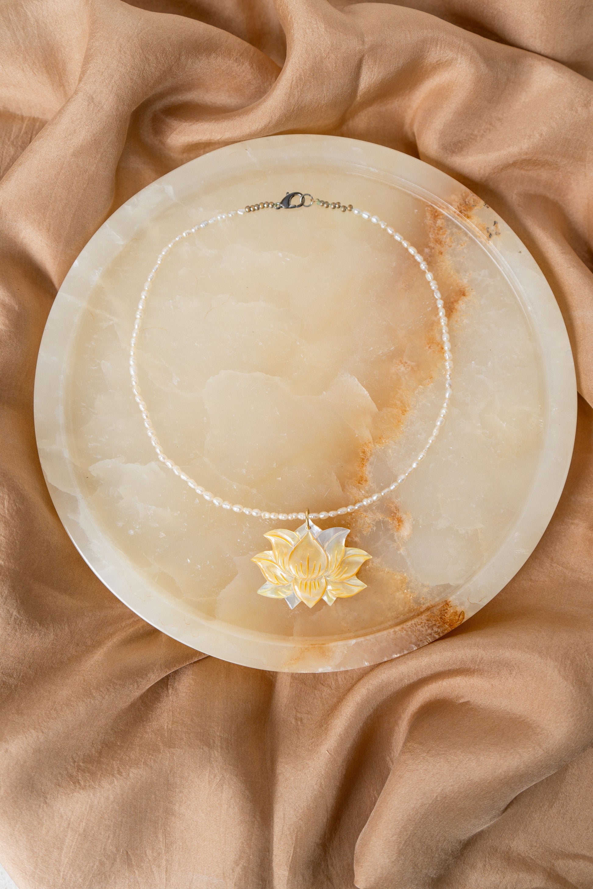 Solaris Lotus Collar Gold Mini Pendant Tiyara Soul Wear