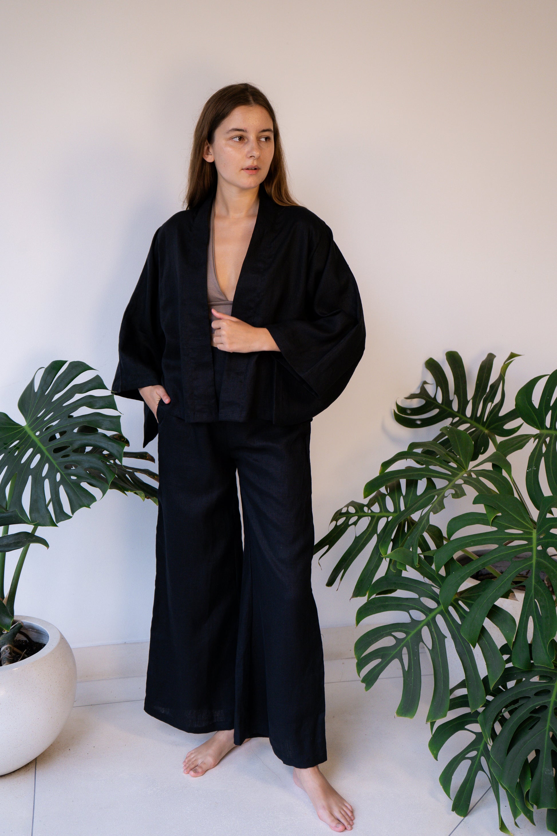 Makoto Kimono - Linen - Black Onyx Tiyara Soul Wear