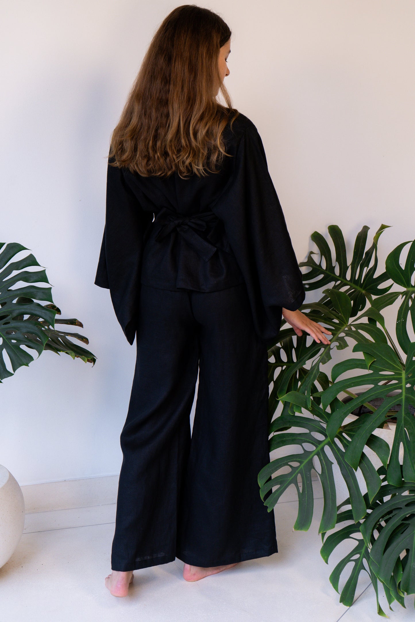 Makoto Kimono - Linen - Black Onyx Tiyara Soul Wear