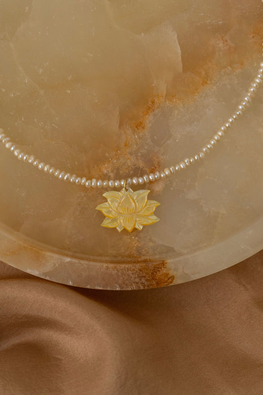 Solaris Lotus Collar Gold Mini Pendant Tiyara Soul Wear