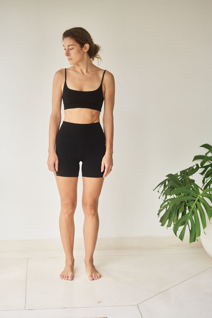 Kaili Short - Plant Bamboo - Black Onyx Tiyara Soul Wear