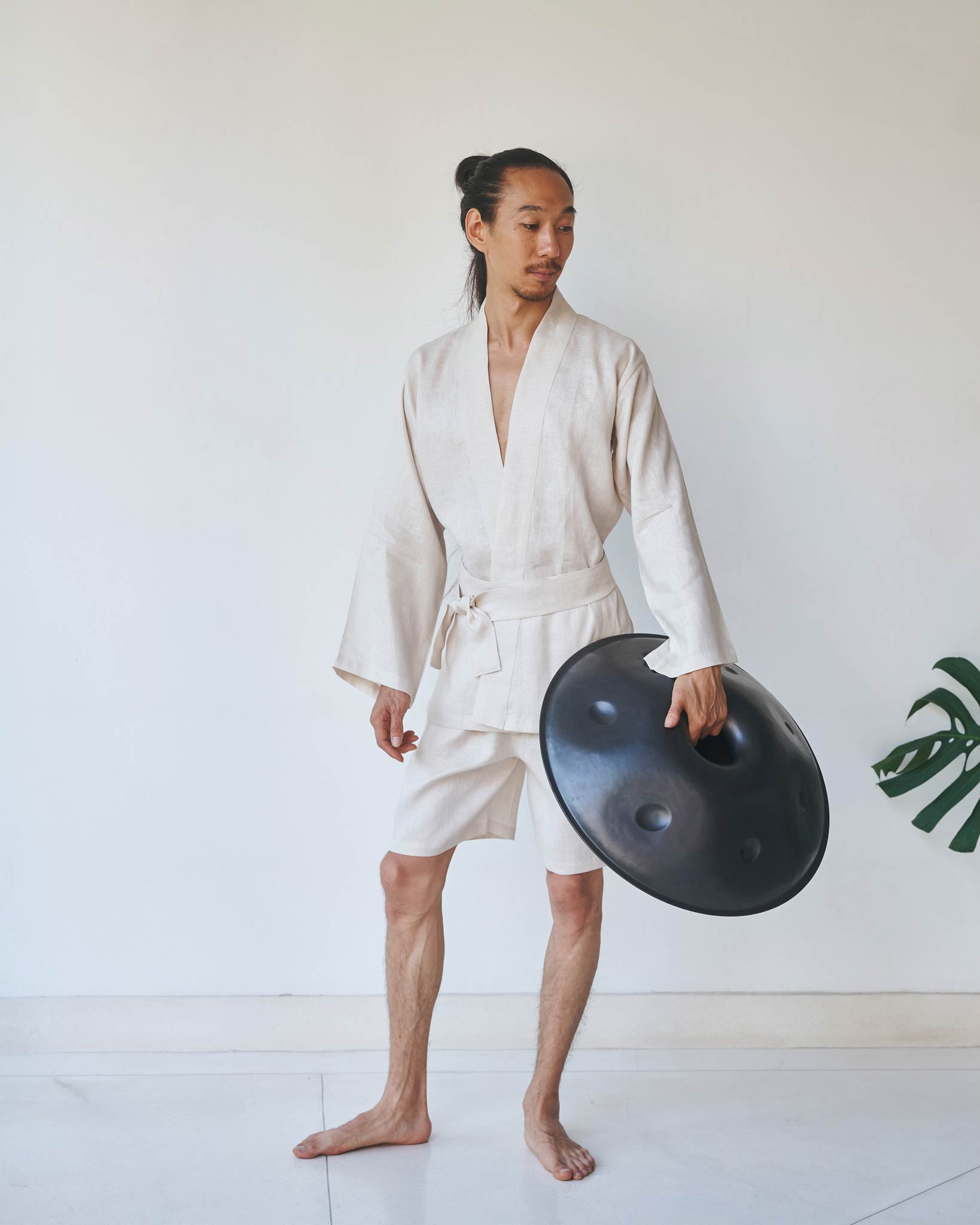 Shen Short - Linen - Pearl Tiyara Soul Wear