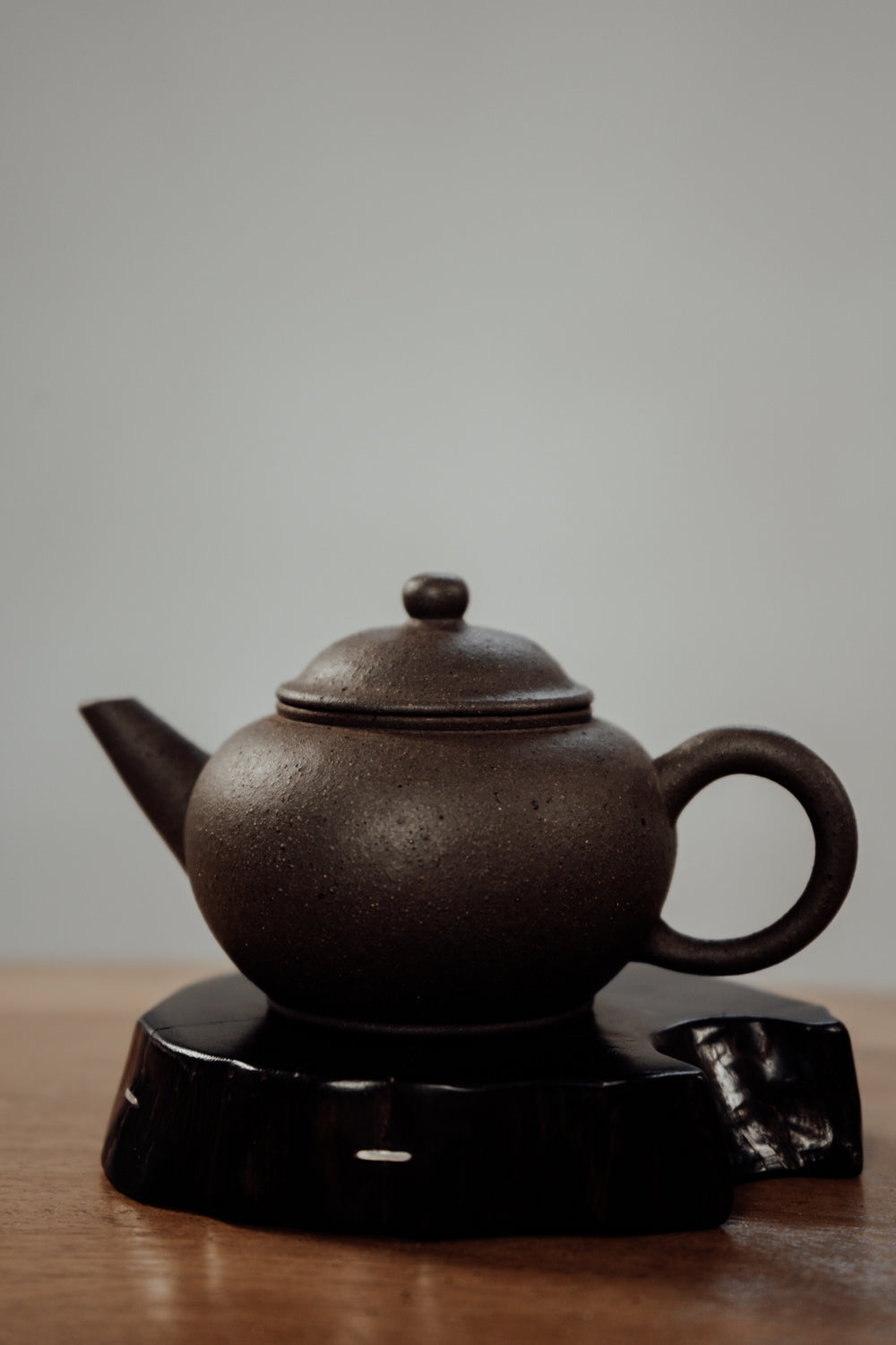 Ebony & Silver Teapot Stand Tiyara LLC