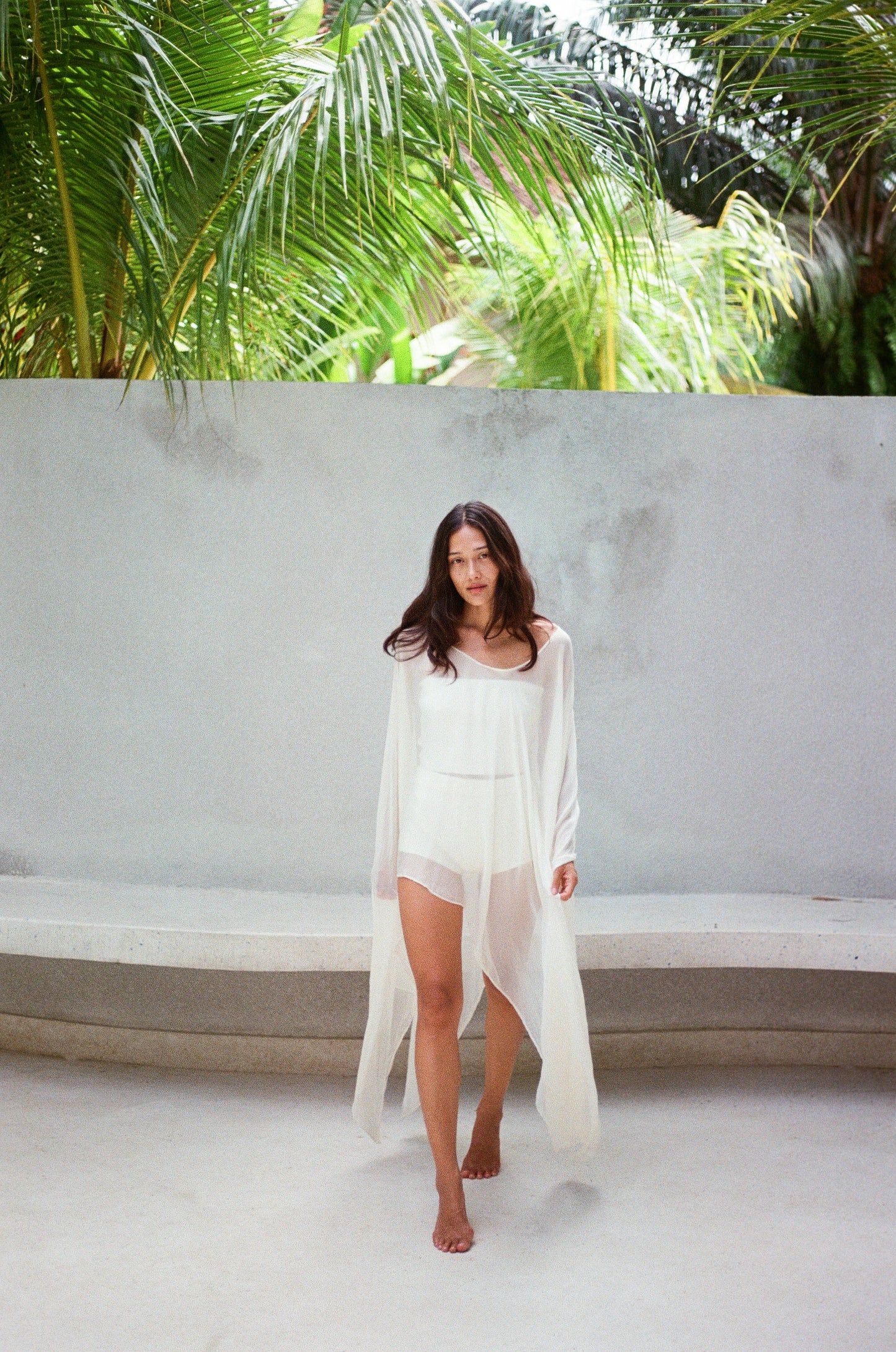 Yun Poncho - Silk - White Lotus