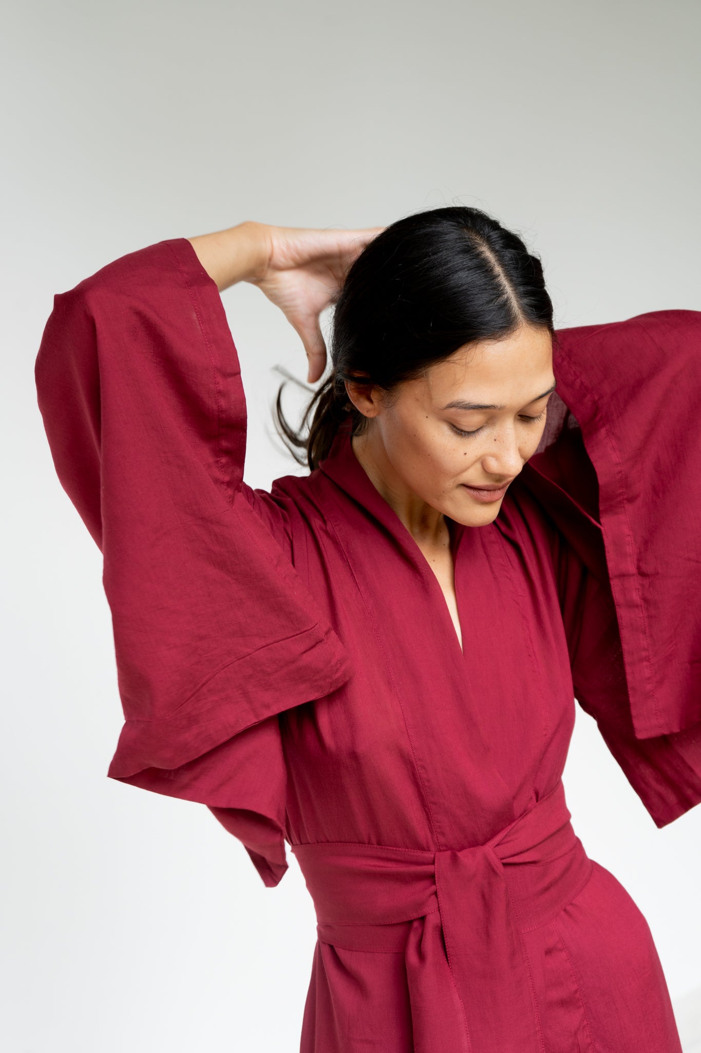 Nuwa Kimono - Tencel - Cherry Red