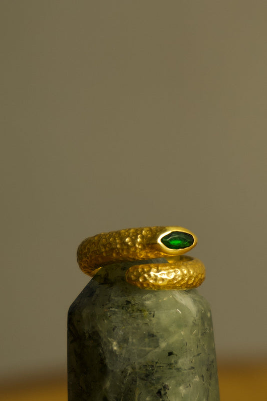 Emerald Snake Ring