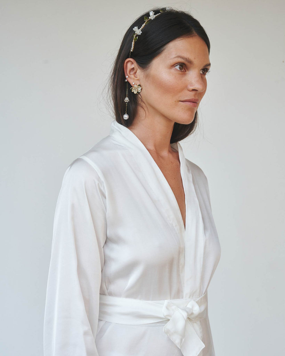 Lotus Kimono - Silk Viscose - Pearl White Tiyara Soul Wear