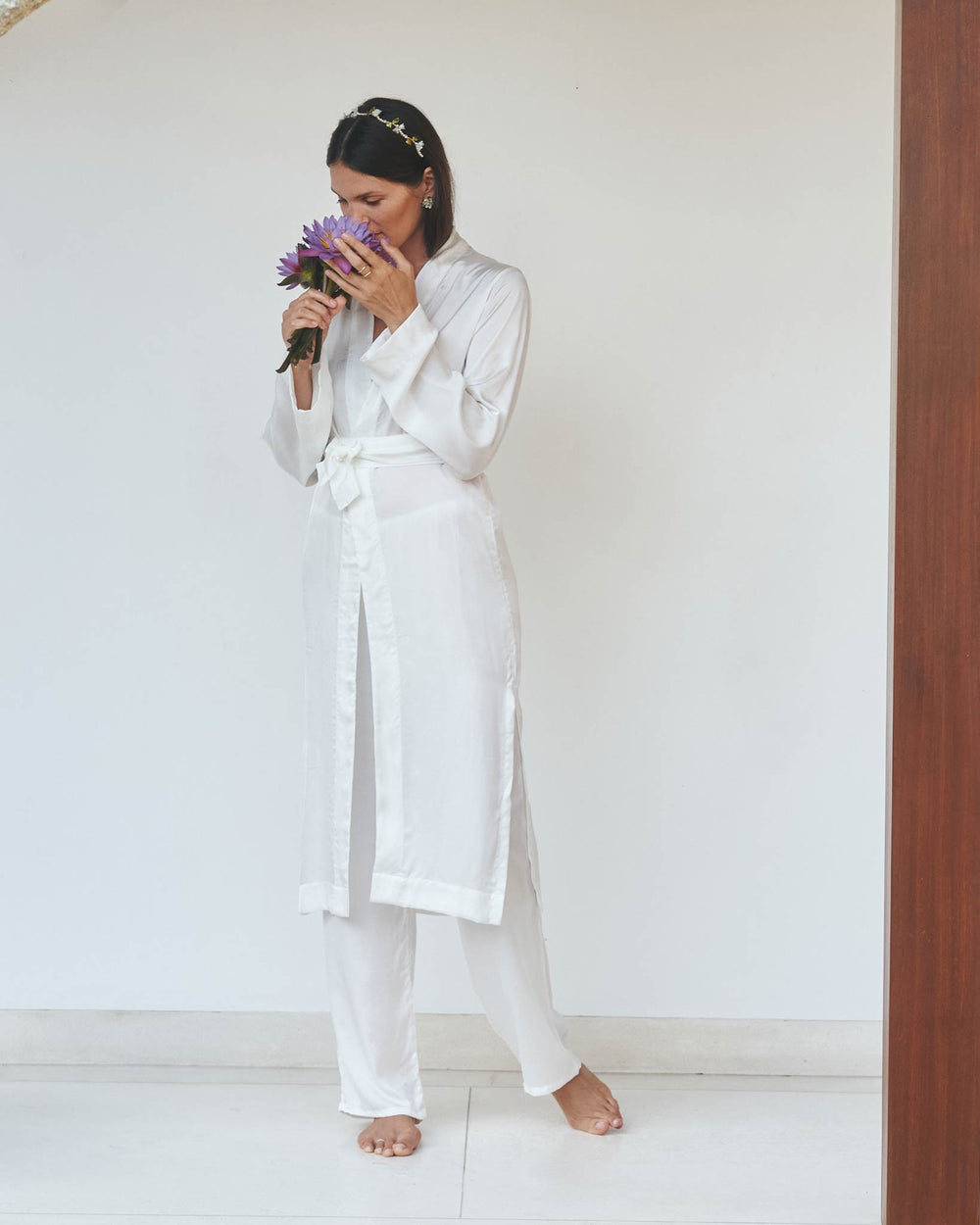 Lotus Kimono - Silk Viscose - Pearl White Tiyara Soul Wear