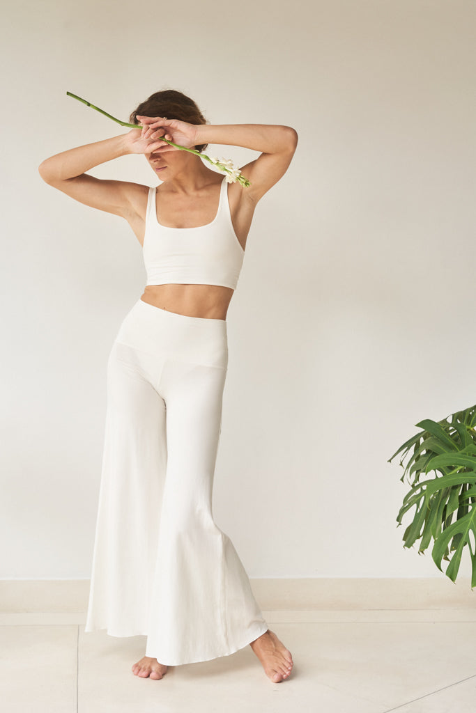 Sia Pant - Bamboo - Pearl White Tiyara Soul Wear