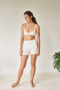 Kaili short - Plant Bamboo - Pearl White Tiyara Soul Wear