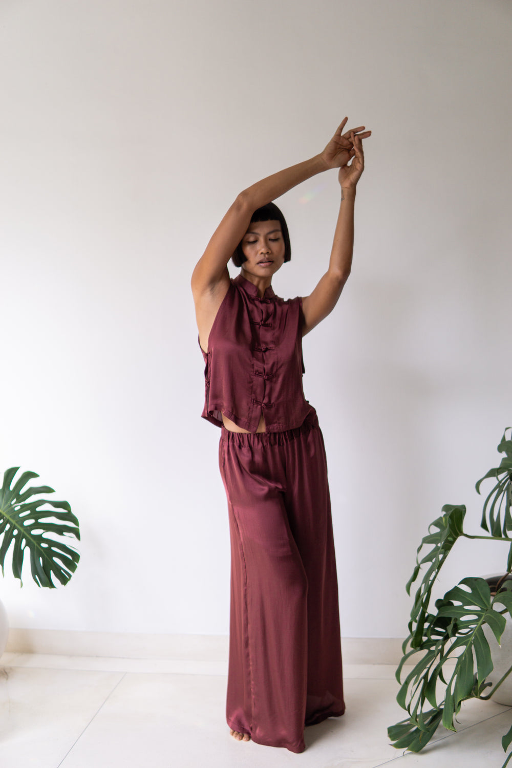 Lin Vest, Lyocell Silk, Autumn Plum, view 5