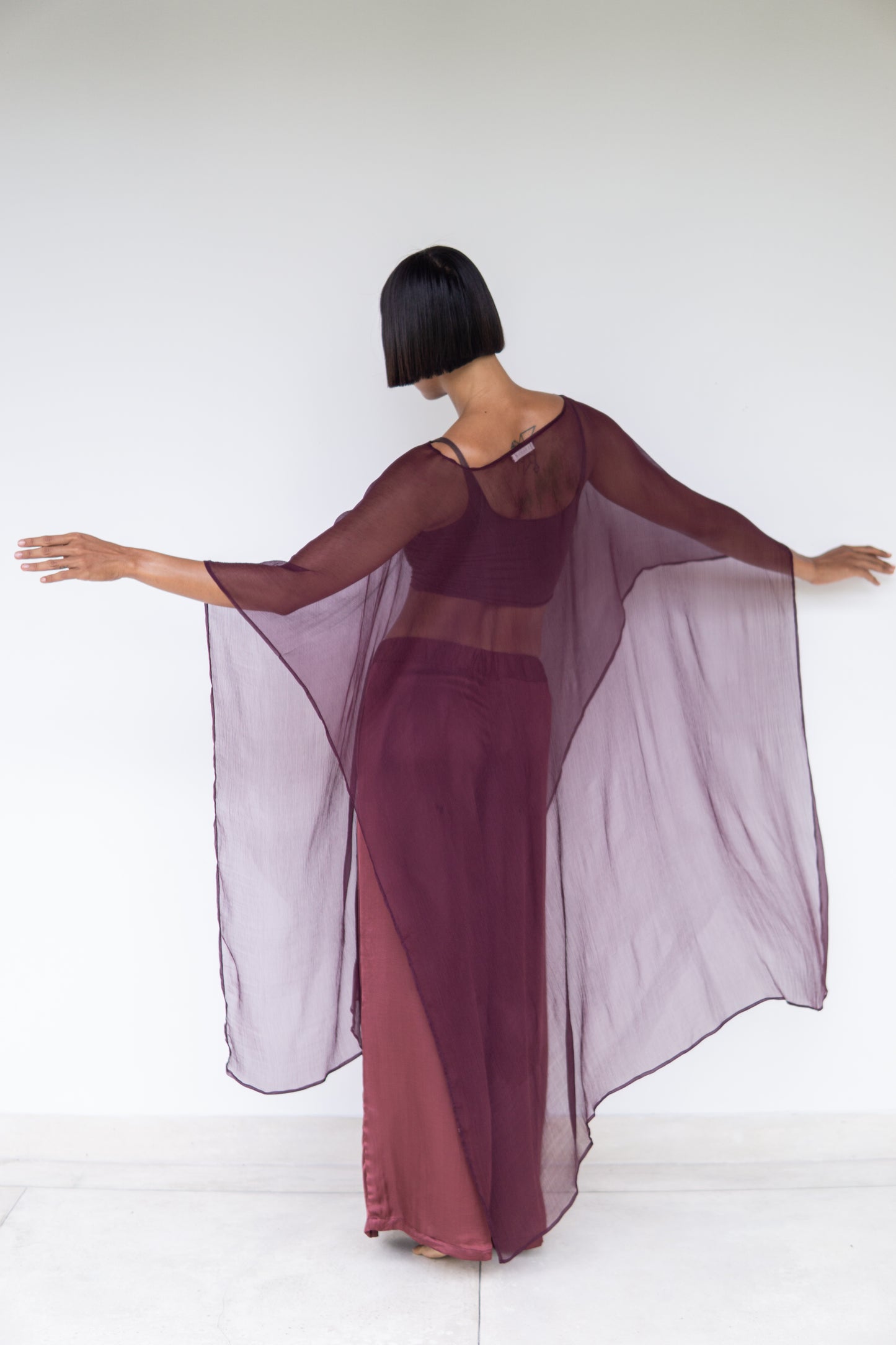 Yun Poncho – Silk Crinkle – Autumn Plum