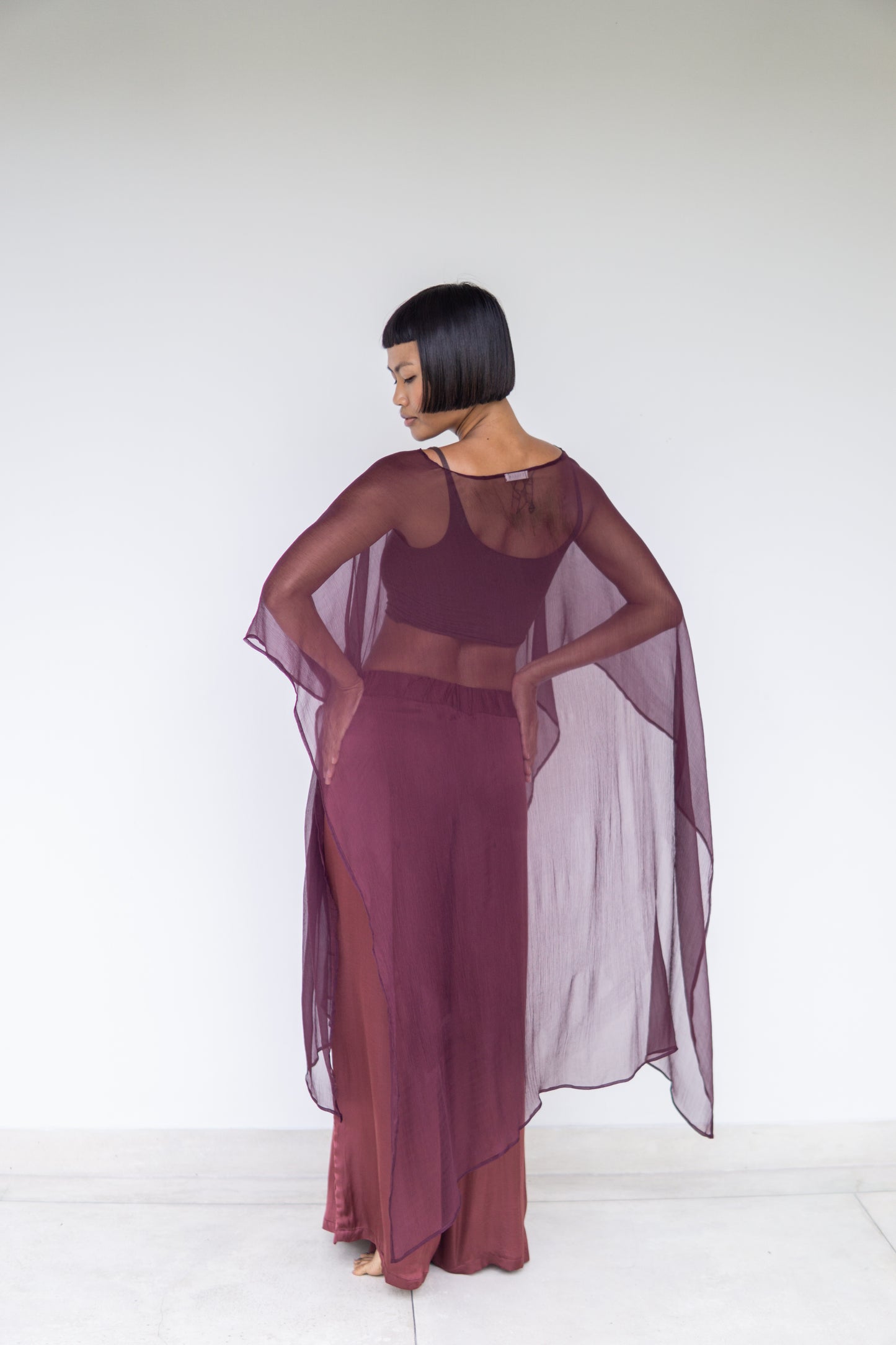 Yun Poncho – Silk Crinkle – Autumn Plum