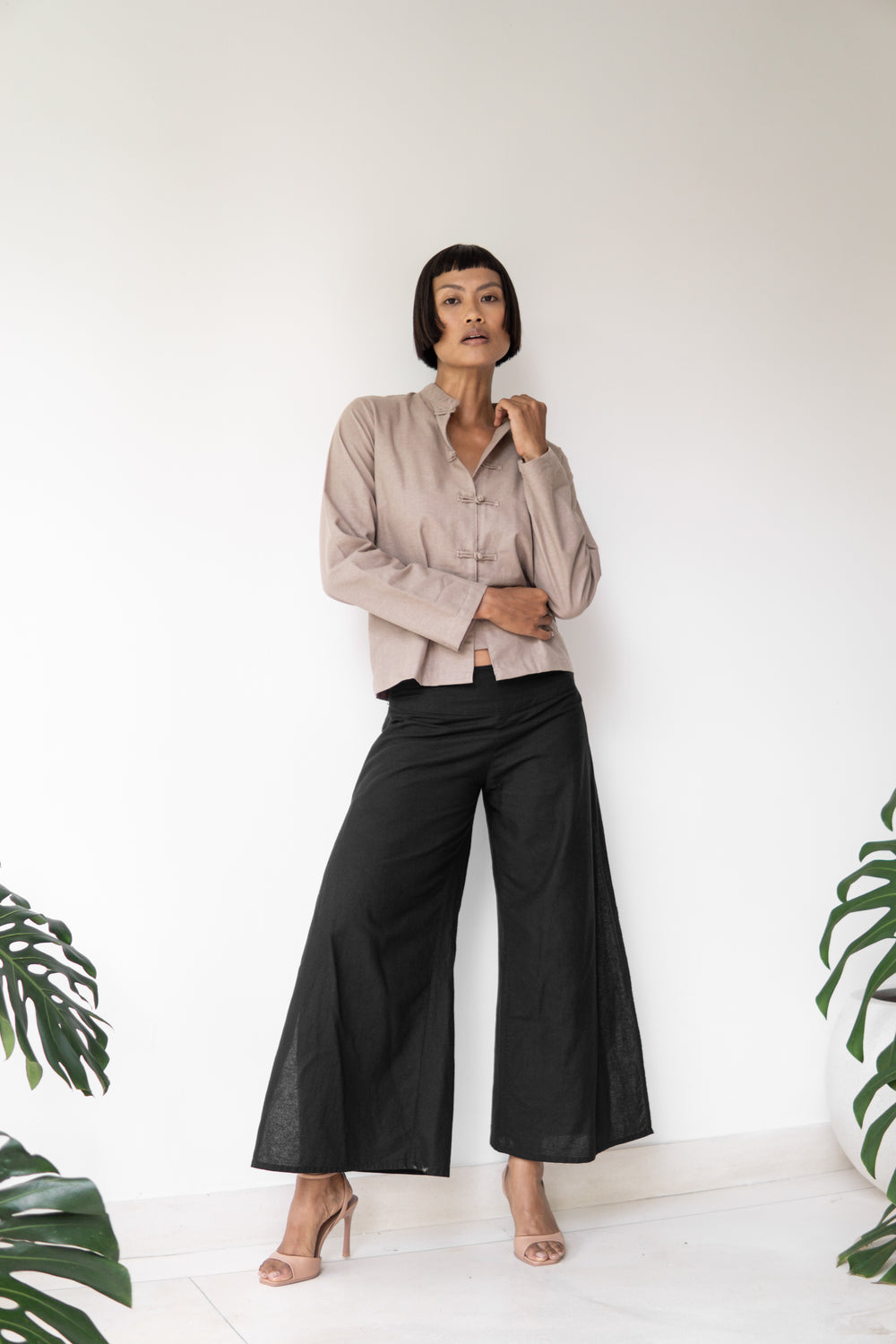 Yori Pant — Linen — Black Jade