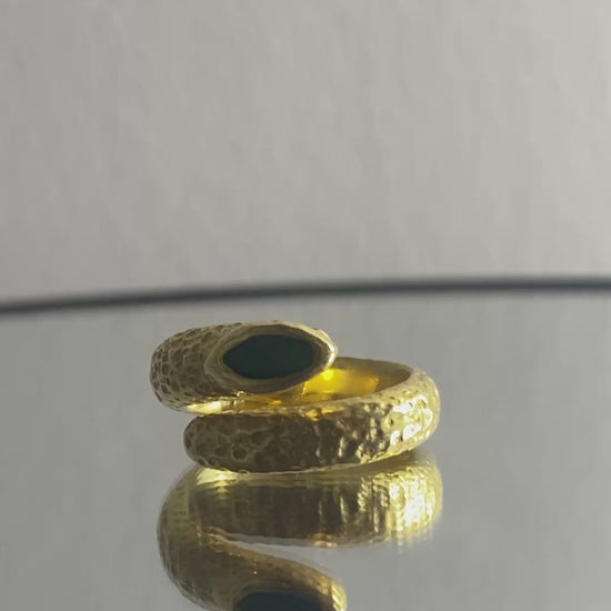 Emerald Snake Ring